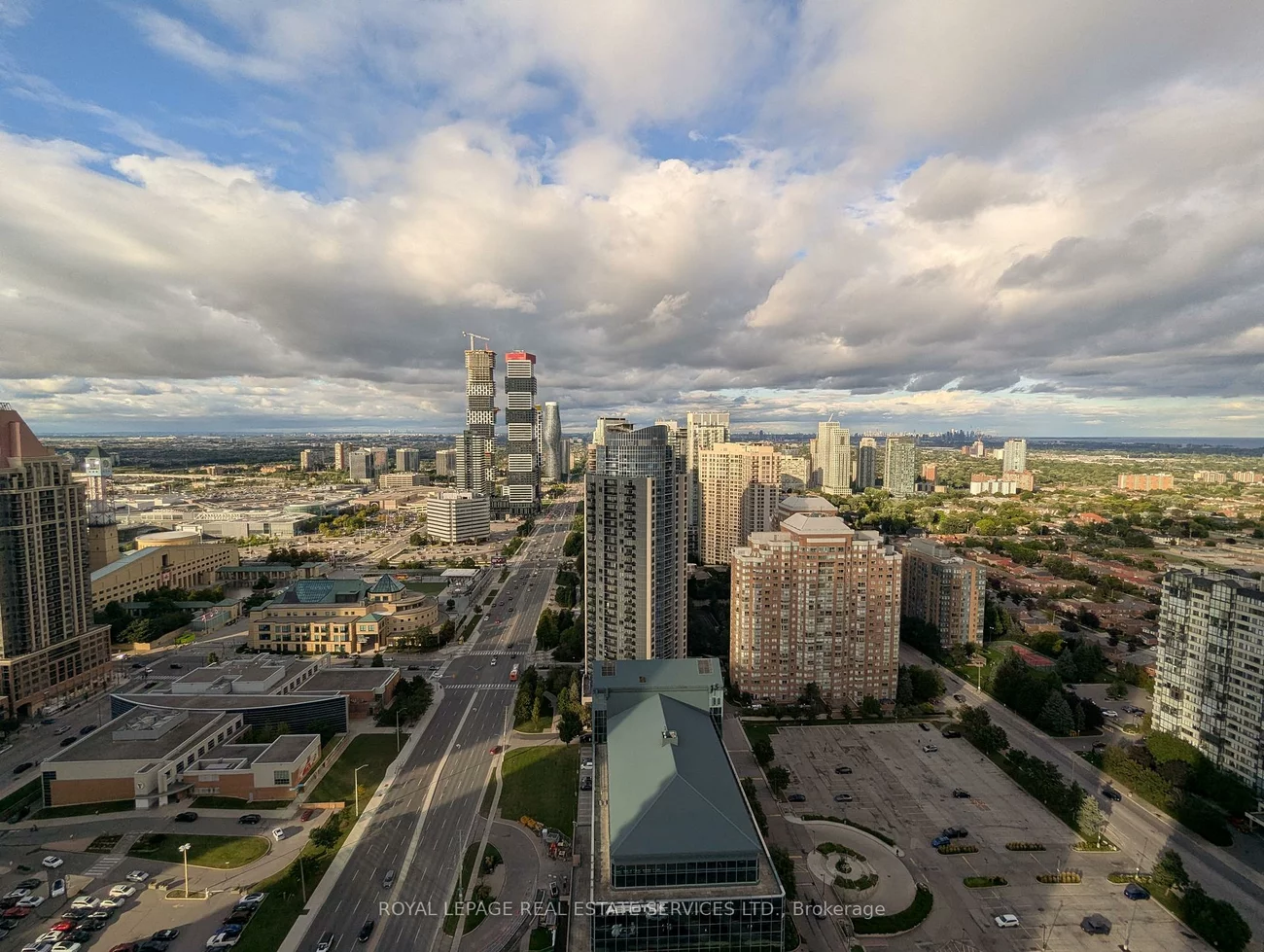 3900, Confederation, City Centre, Mississauga