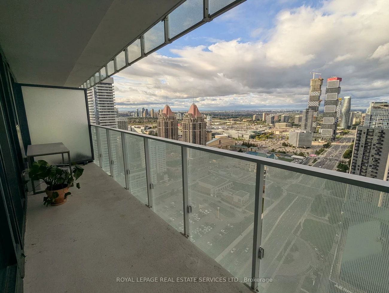 3900, Confederation, City Centre, Mississauga