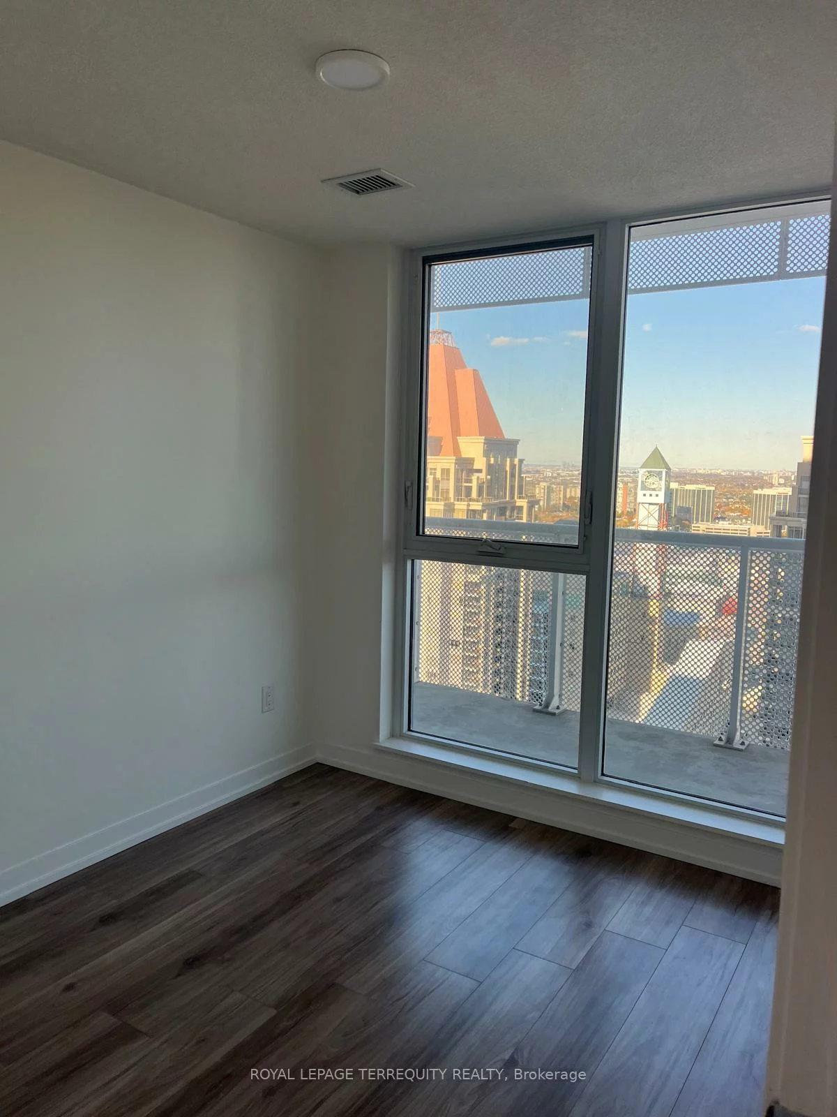 4065, Confederation, City Centre, Mississauga