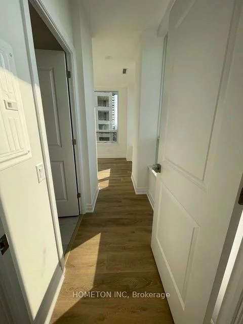 36, Elm, City Centre, Mississauga