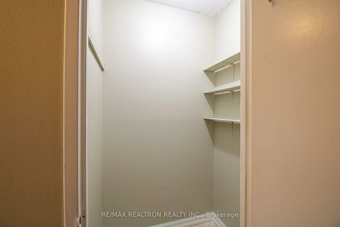 2035, South  Millway, Erin Mills, Mississauga