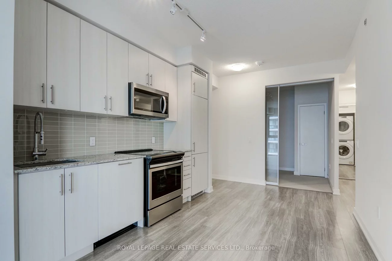 4055, Parkside Village, Creditview, Mississauga