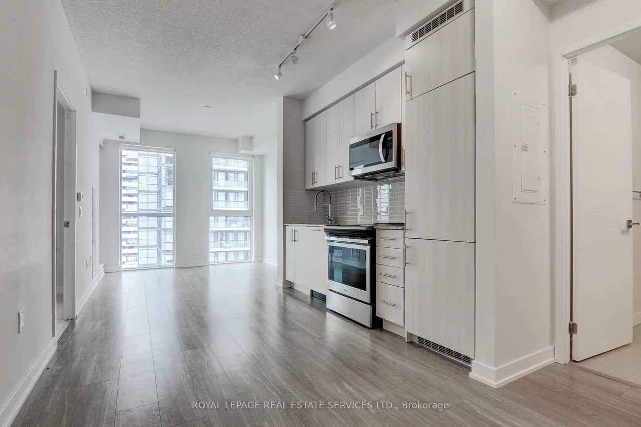 4055, Parkside Village, Creditview, Mississauga