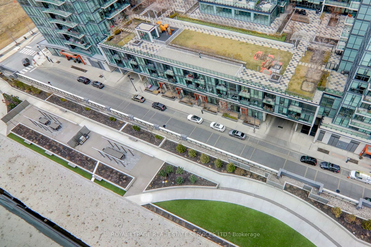 4055, Parkside Village, Creditview, Mississauga
