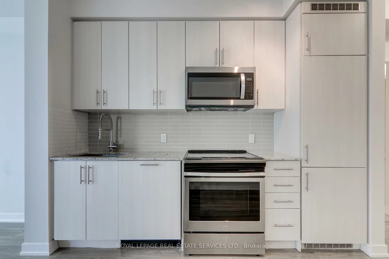 4055, Parkside Village, Creditview, Mississauga