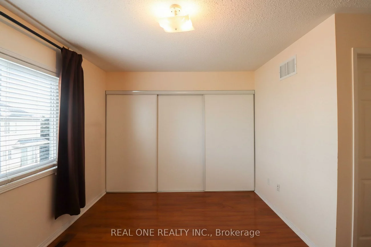 4950, Albina, Hurontario, Mississauga