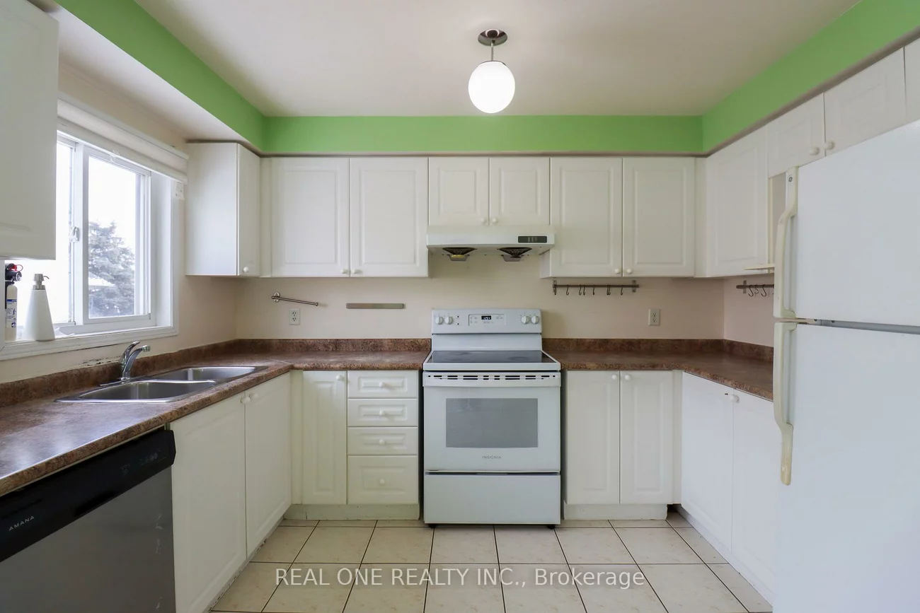 4950, Albina, Hurontario, Mississauga