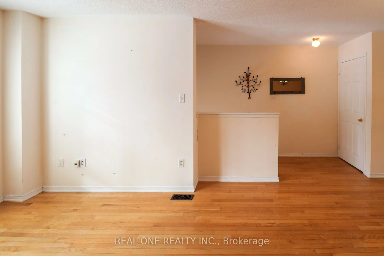 4950, Albina, Hurontario, Mississauga