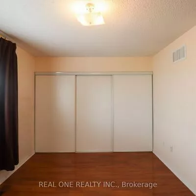 4950, Albina, Hurontario, Mississauga