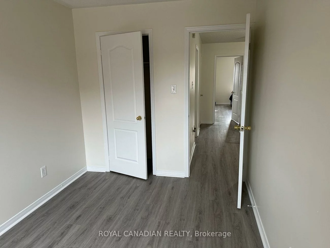 525, Novo Star, Meadowvale Village, Mississauga