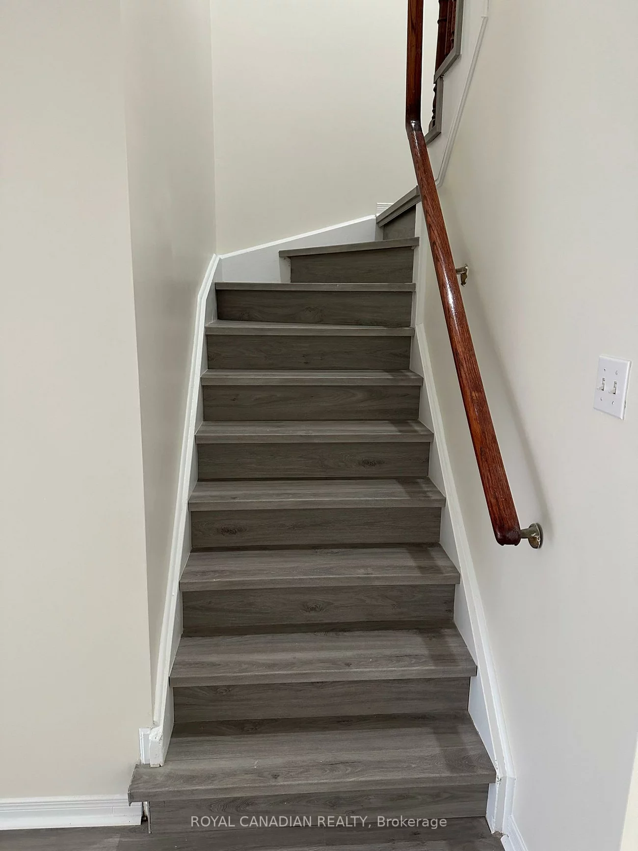 525, Novo Star, Meadowvale Village, Mississauga