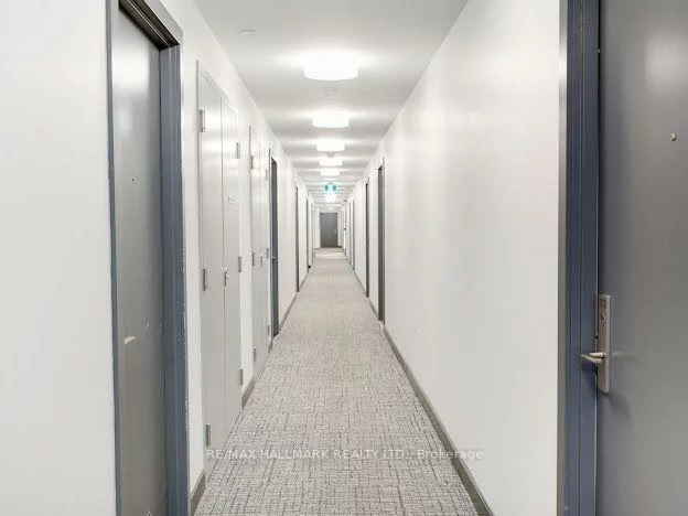 86, Dundas, Cooksville, Mississauga