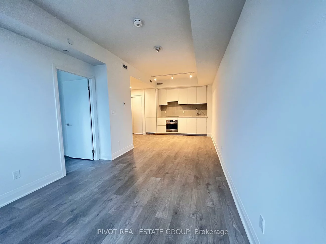 2, Erskine, City Centre, Mississauga