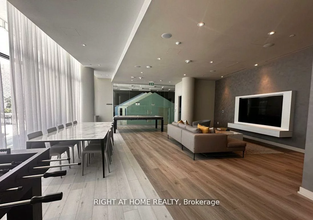3900, Confederation, City Centre, Mississauga