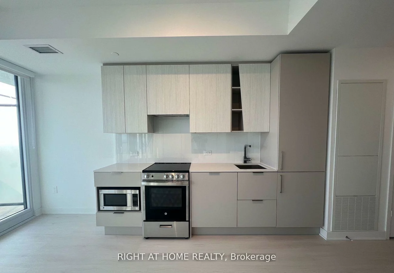 3900, Confederation, City Centre, Mississauga