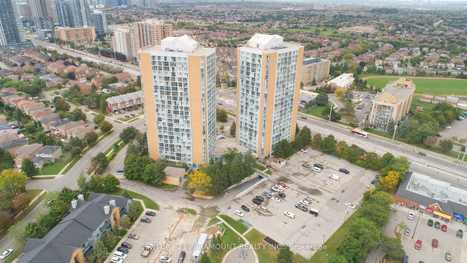 35, Trailwood, Hurontario, Mississauga