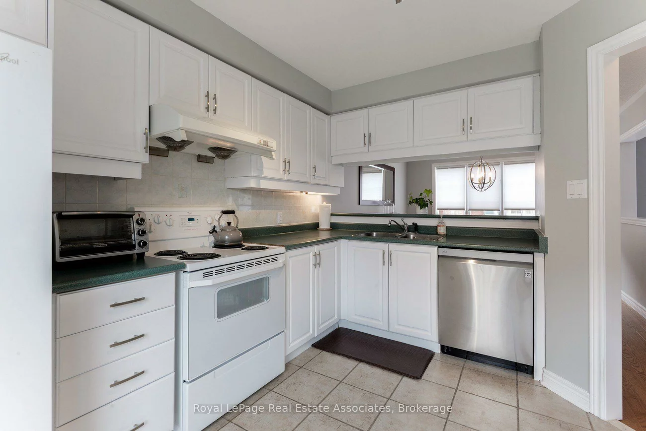5031, East Mill, East Credit, Mississauga
