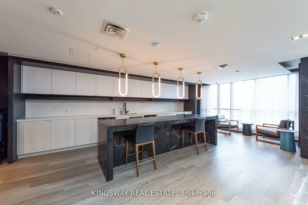 4065, Confederation, City Centre, Mississauga