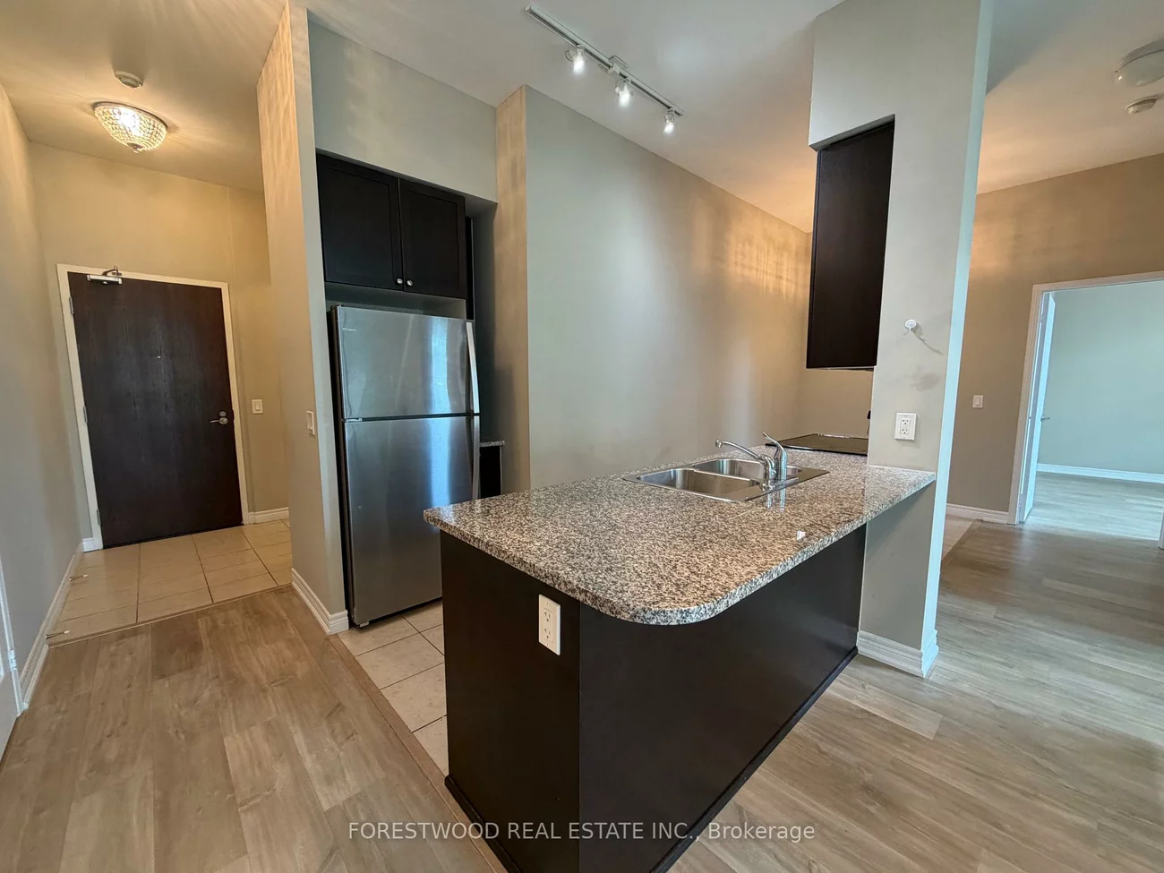 339, Rathburn, City Centre, Mississauga