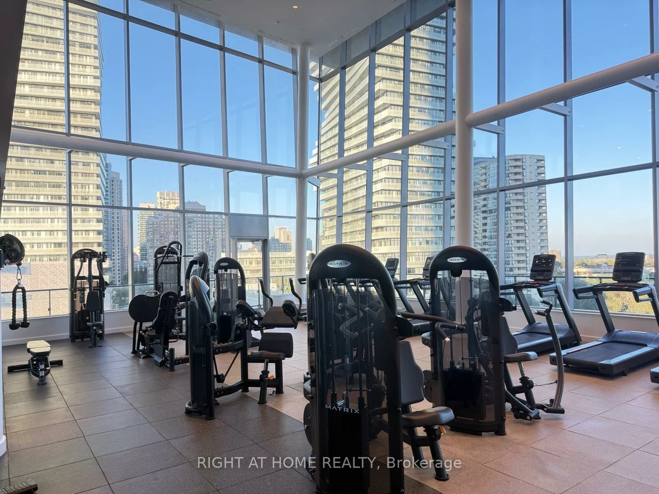 448, Burnhamthorpe, City Centre, Mississauga