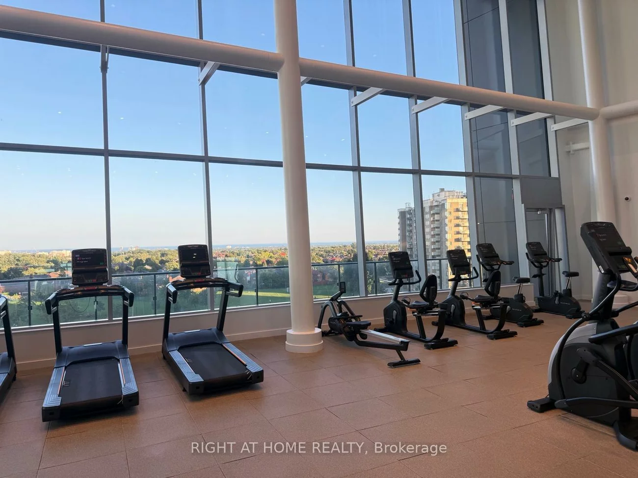 448, Burnhamthorpe, City Centre, Mississauga