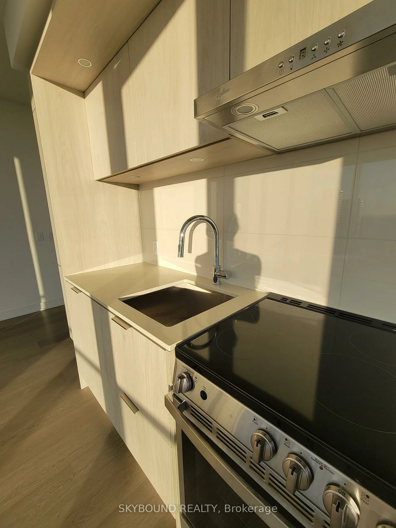 448, Burnhamthorpe, City Centre, Mississauga