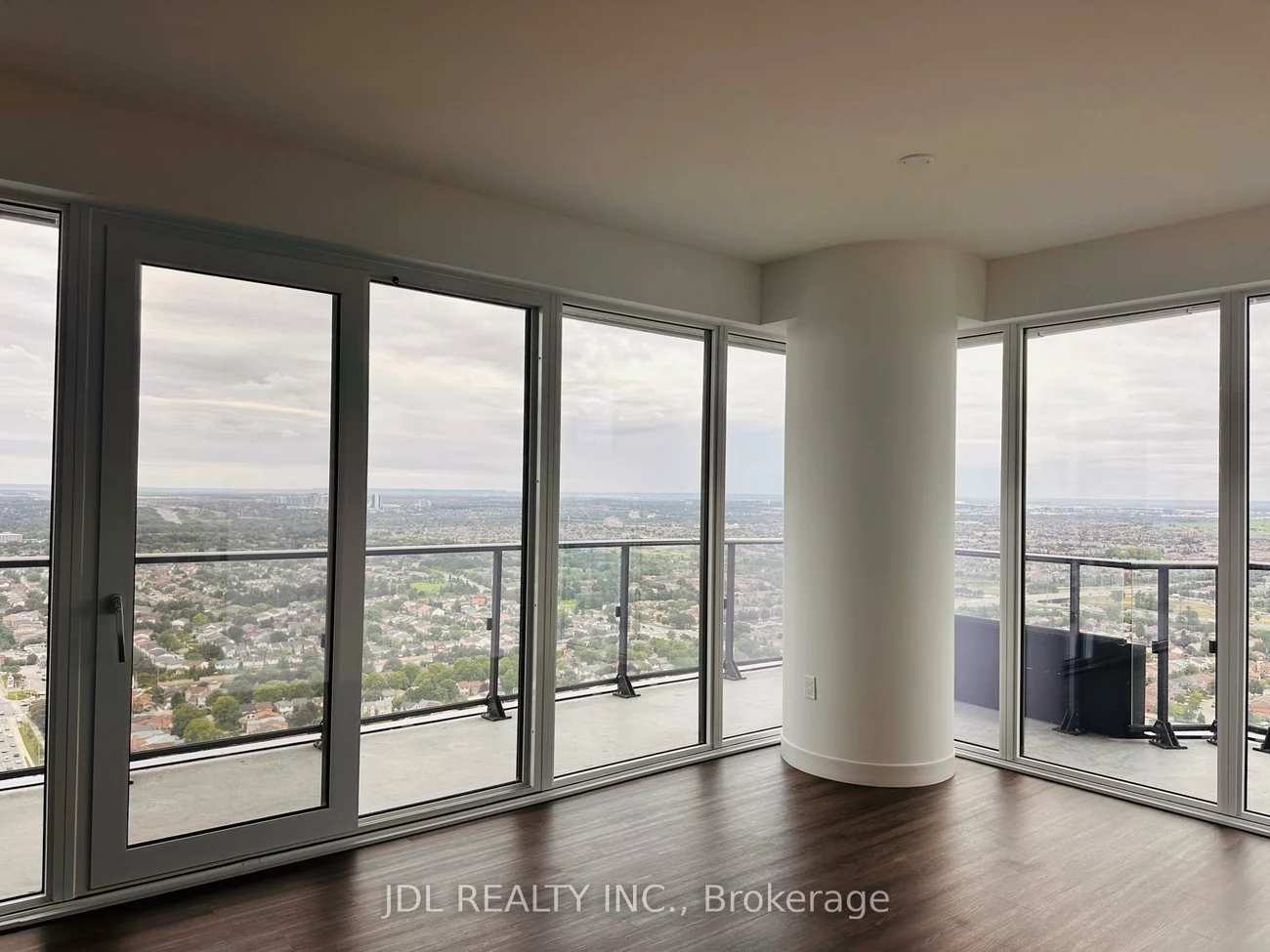 448, Burnhamthorpe, City Centre, Mississauga