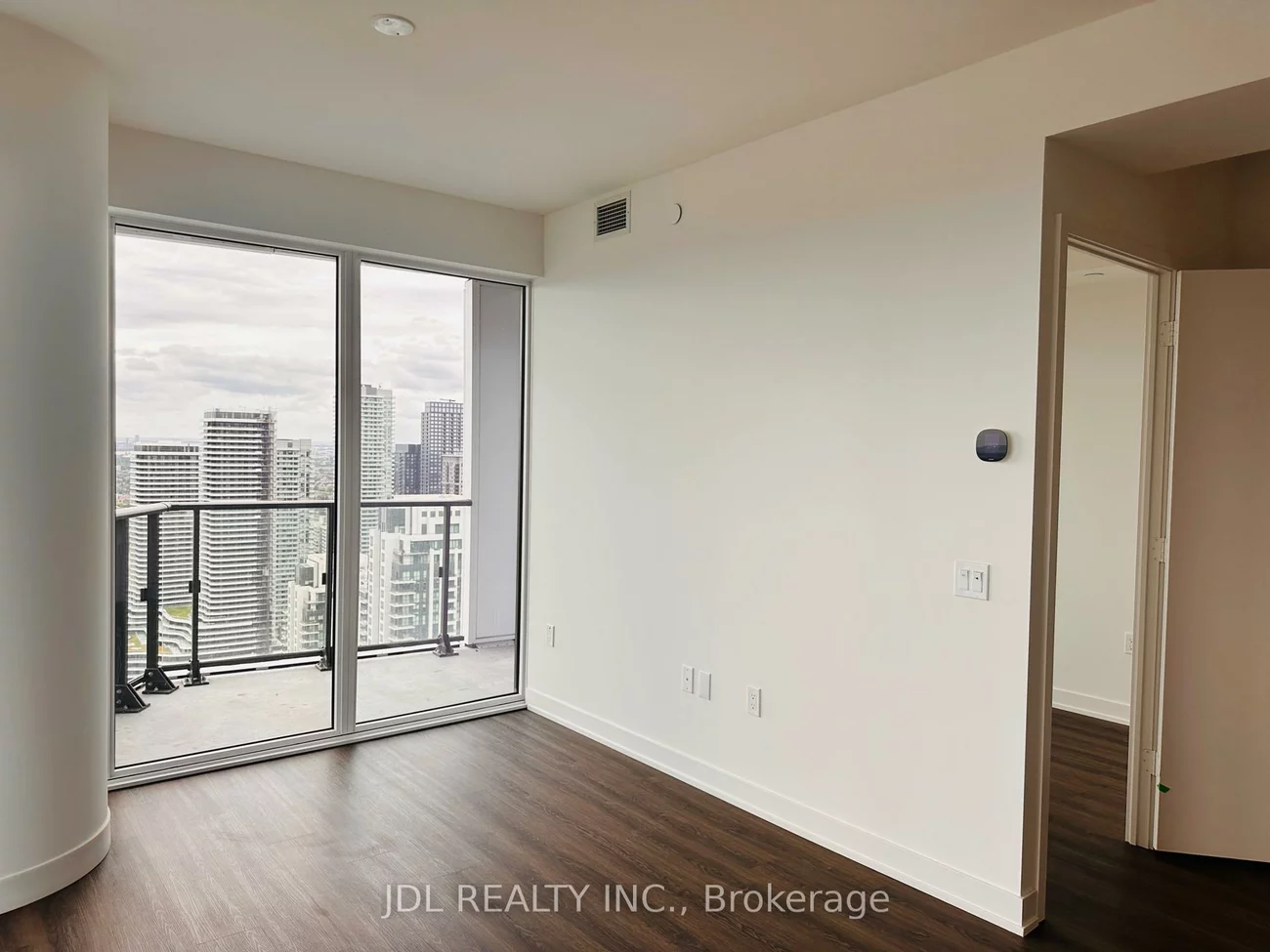 448, Burnhamthorpe, City Centre, Mississauga
