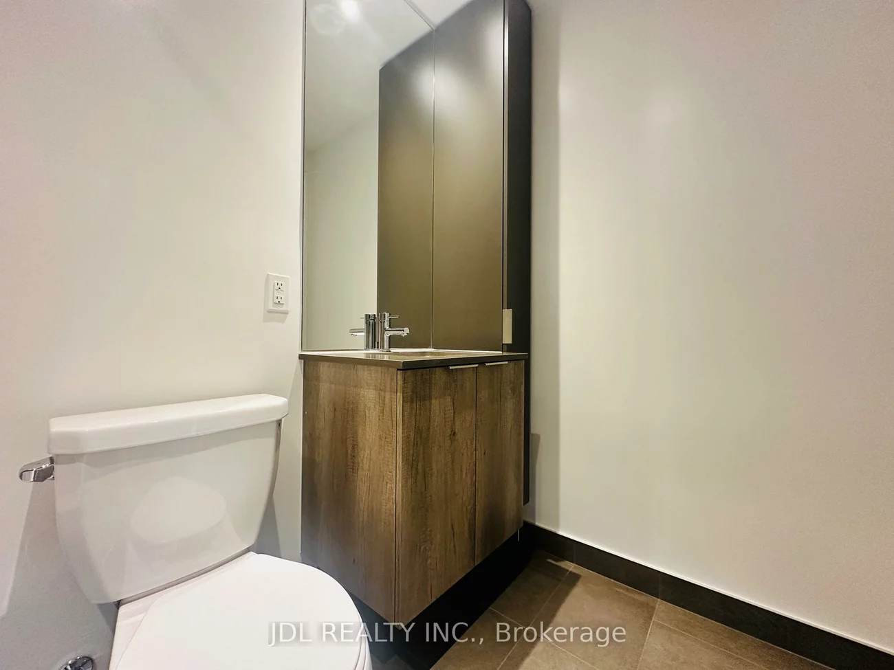 448, Burnhamthorpe, City Centre, Mississauga