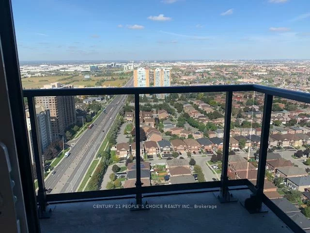 8, Nahani, Hurontario, Mississauga