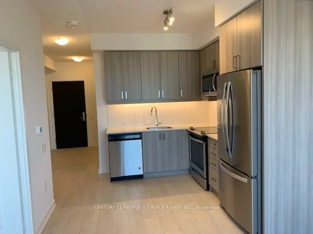 8, Nahani, Hurontario, Mississauga