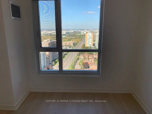 8, Nahani, Hurontario, Mississauga