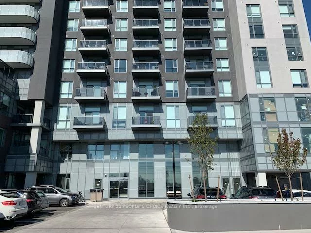 8, Nahani, Hurontario, Mississauga