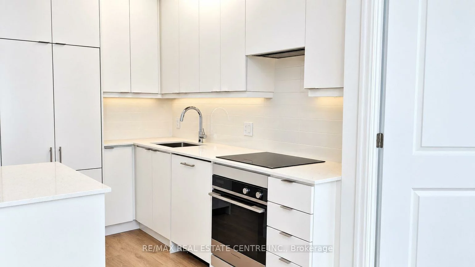 30, Elm, City Centre, Mississauga