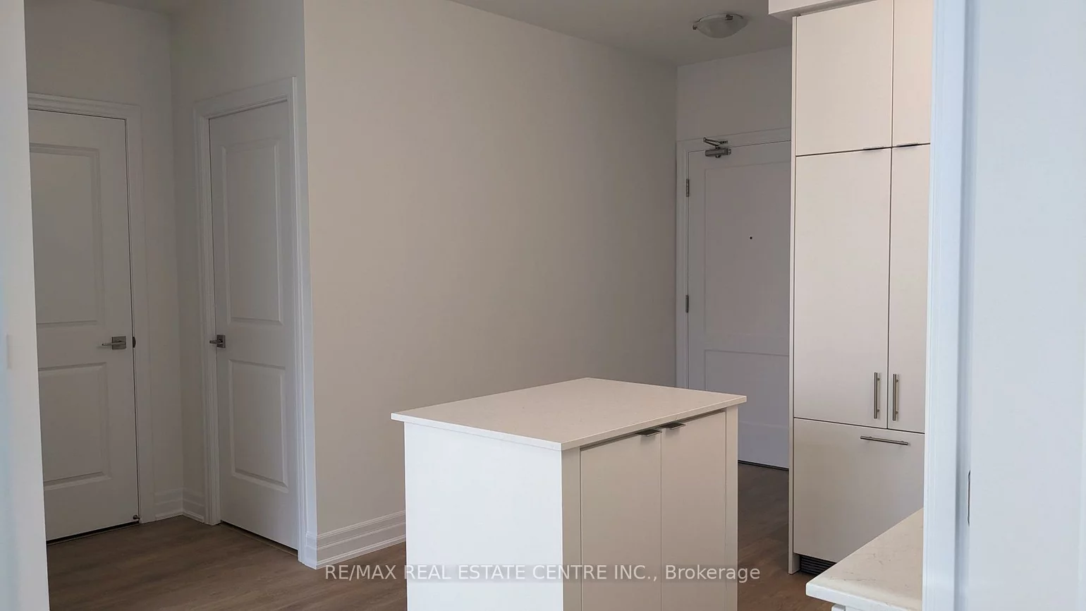 30, Elm, City Centre, Mississauga