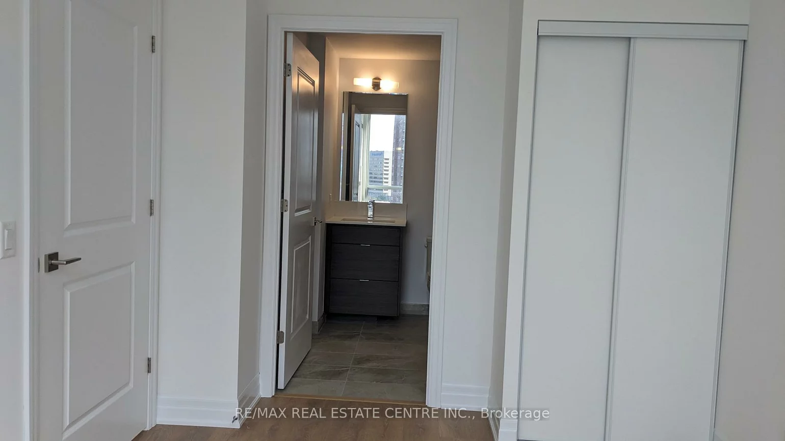 30, Elm, City Centre, Mississauga