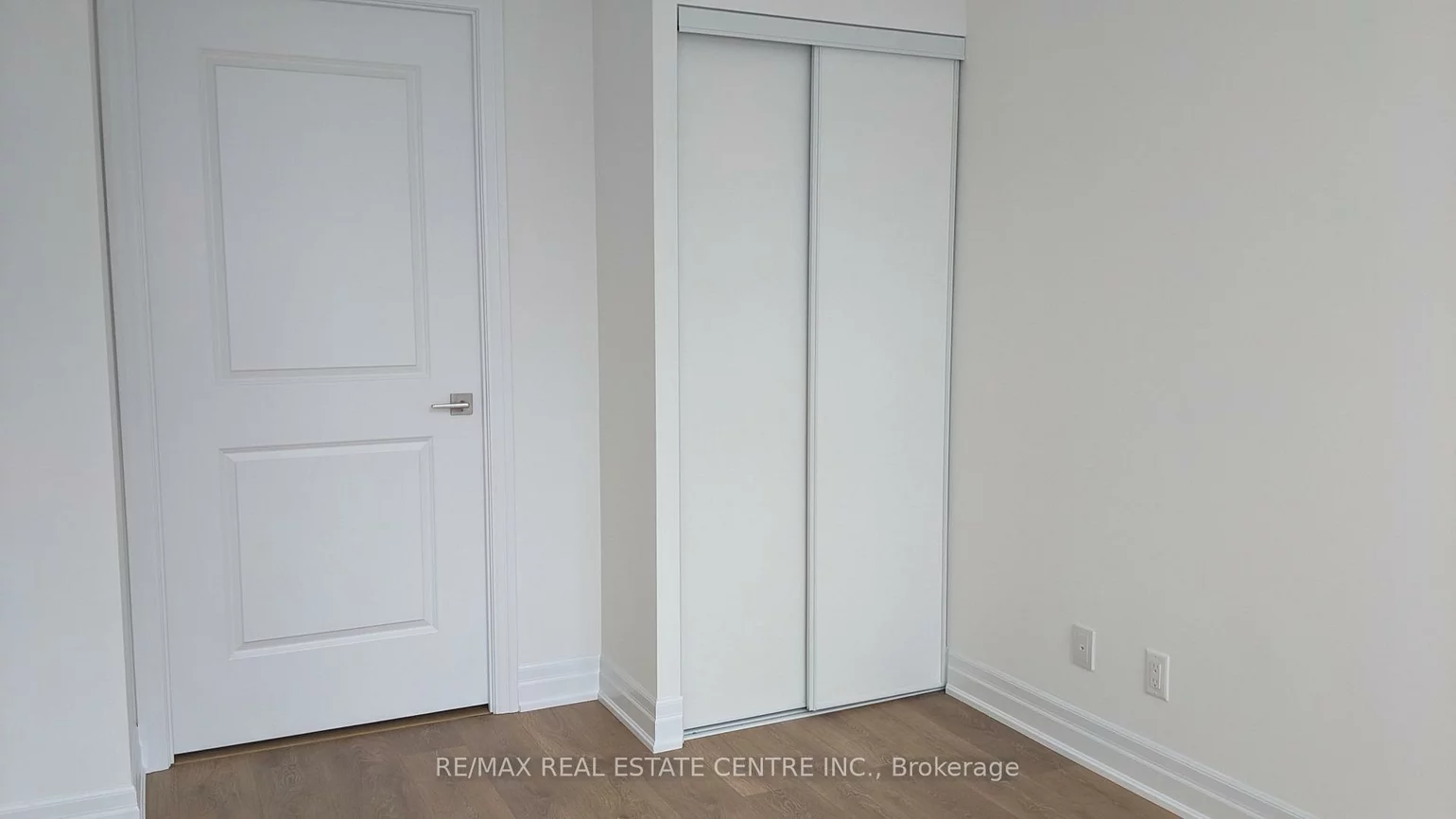30, Elm, City Centre, Mississauga