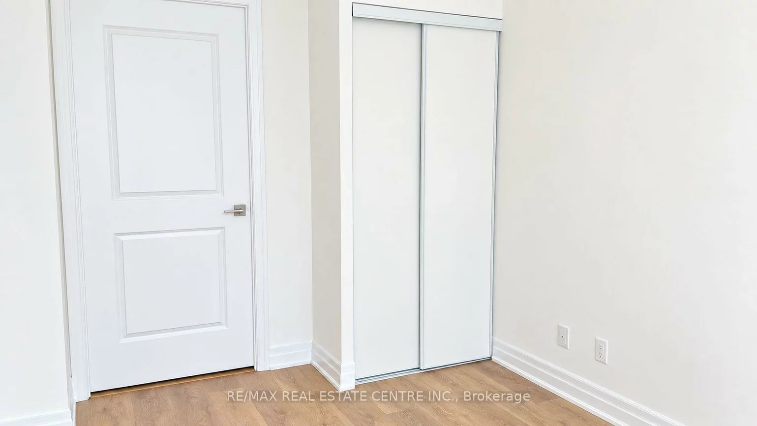 30, Elm, City Centre, Mississauga