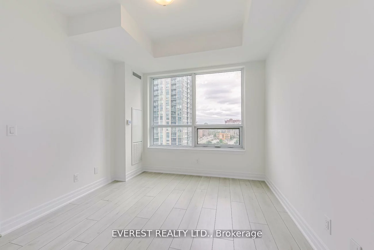 30, ELM, Fairview, Mississauga