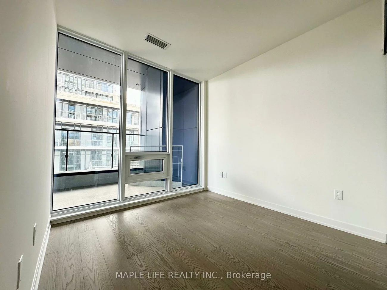 448, Burnhamthorpe, City Centre, Mississauga