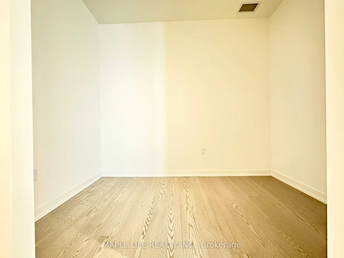 448, Burnhamthorpe, City Centre, Mississauga