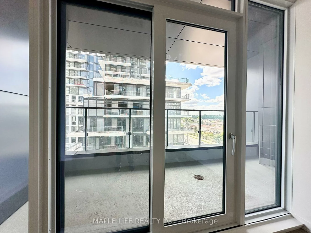 448, Burnhamthorpe, City Centre, Mississauga