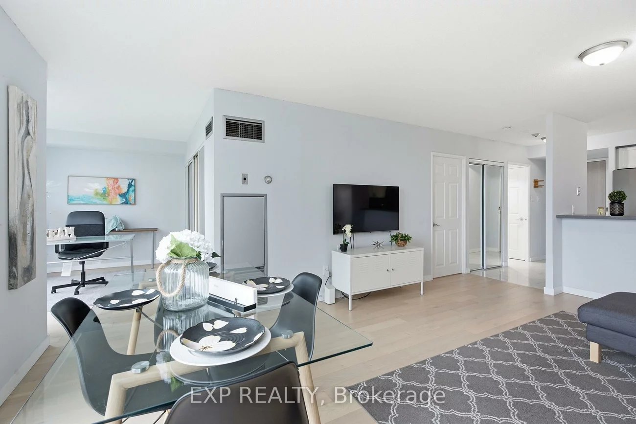2155, Burnhamthorpe, Erin Mills, Mississauga
