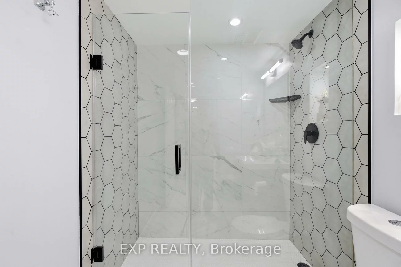 2155, Burnhamthorpe, Erin Mills, Mississauga