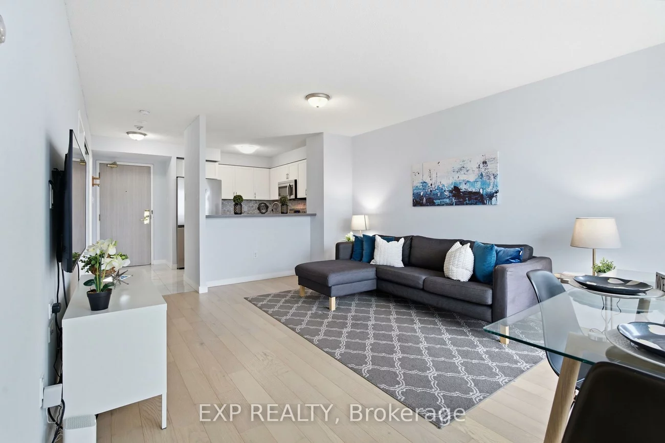2155, Burnhamthorpe, Erin Mills, Mississauga