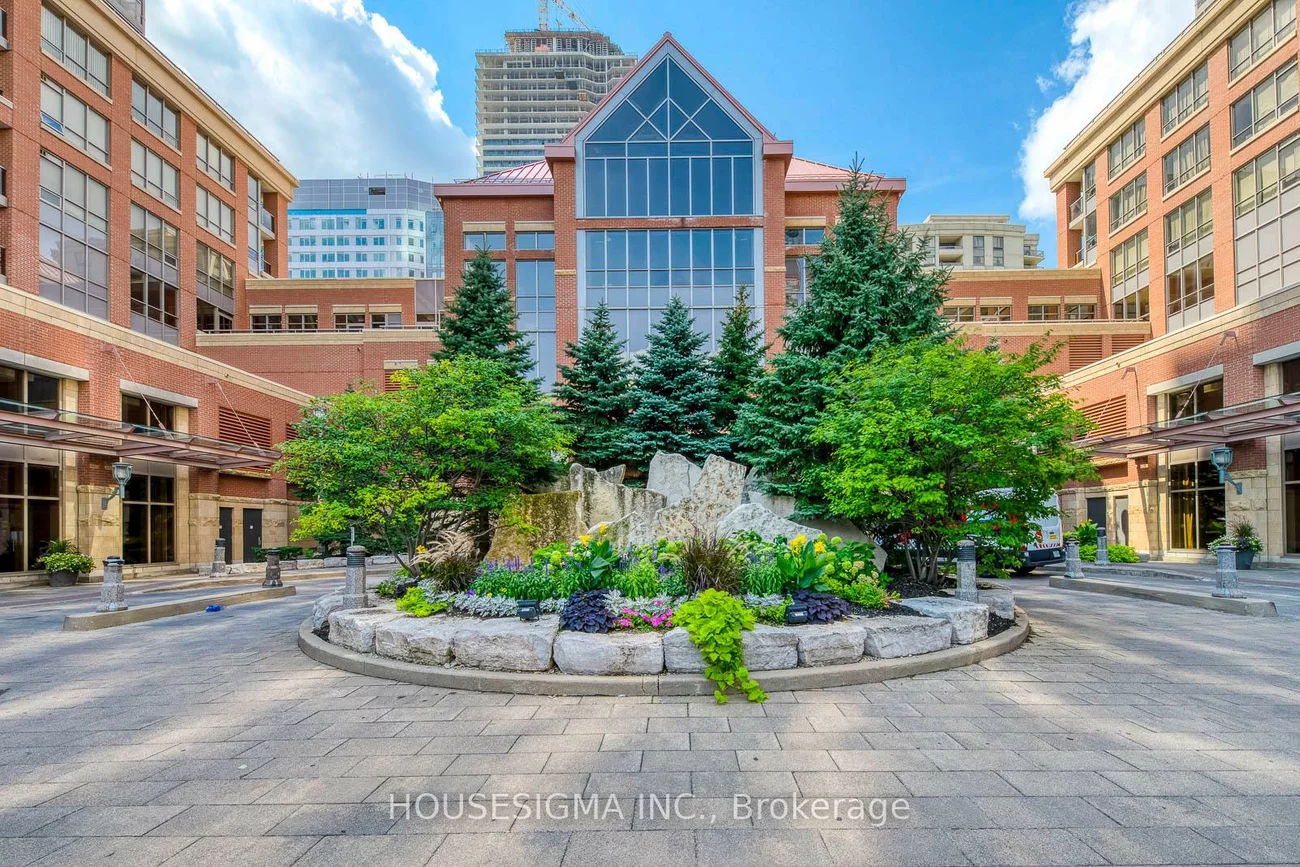4090, Living Arts, City Centre, Mississauga