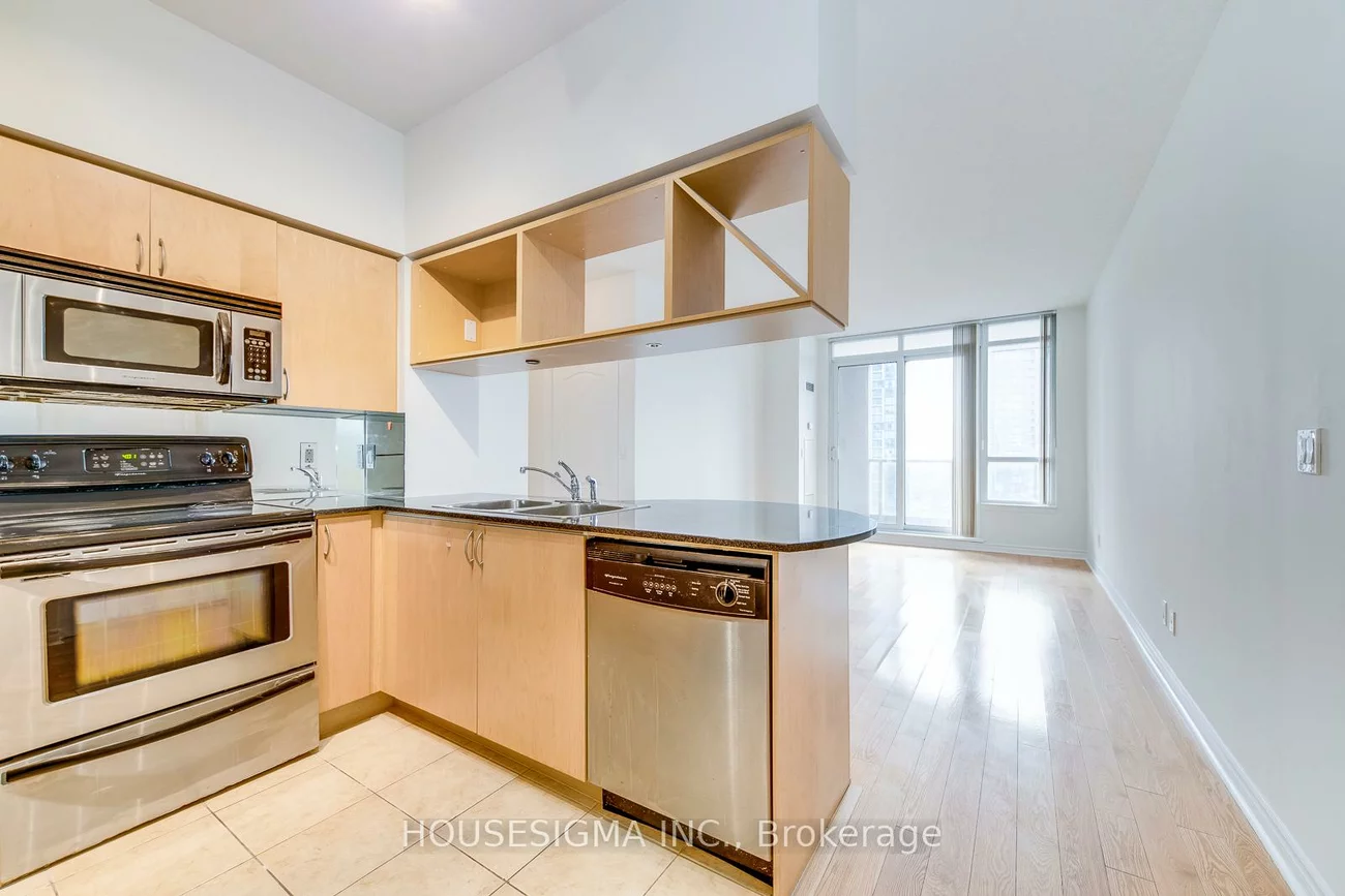 4090, Living Arts, City Centre, Mississauga