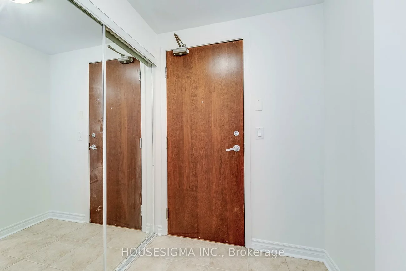 4090, Living Arts, City Centre, Mississauga