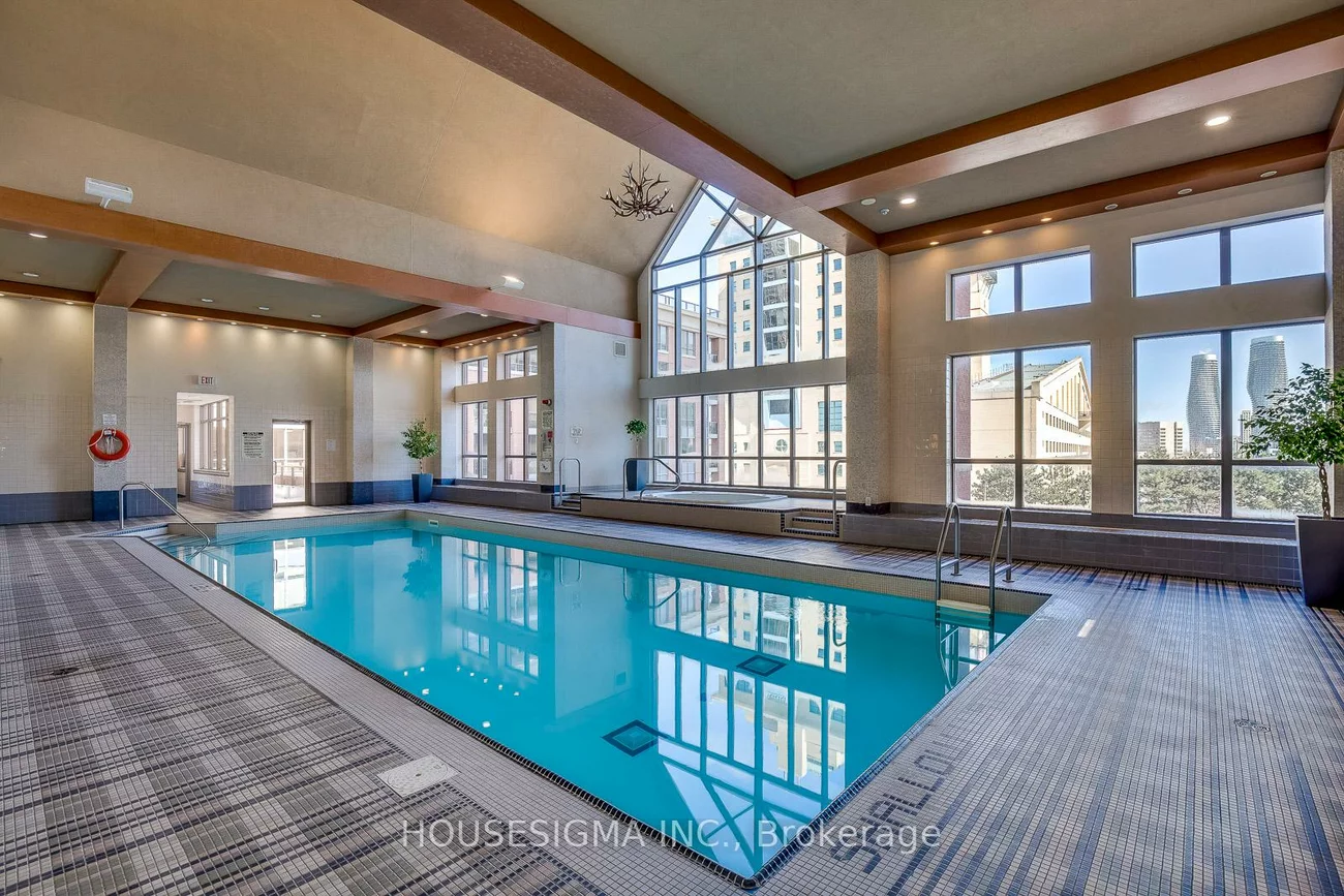 4090, Living Arts, City Centre, Mississauga