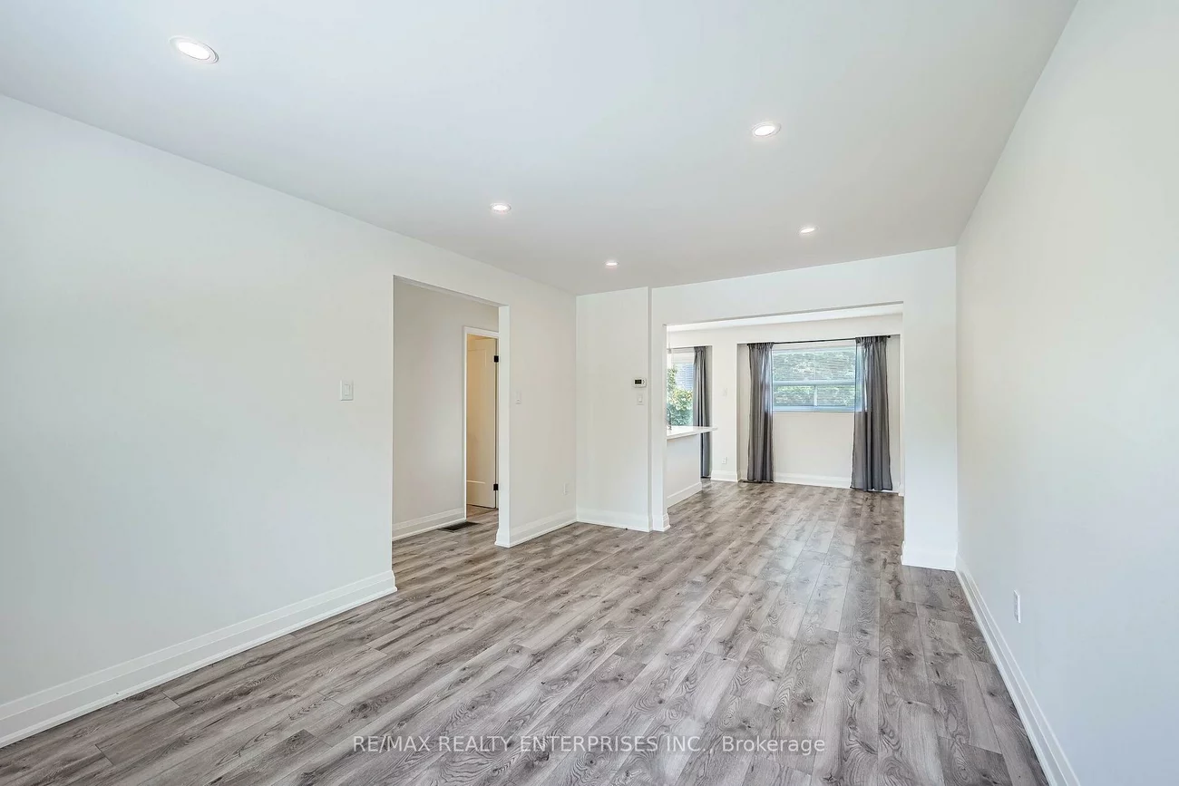 1055, Shawnmarr, Port Credit, Mississauga